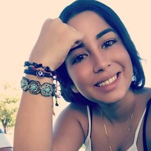 Meet your Posher, Vanesa